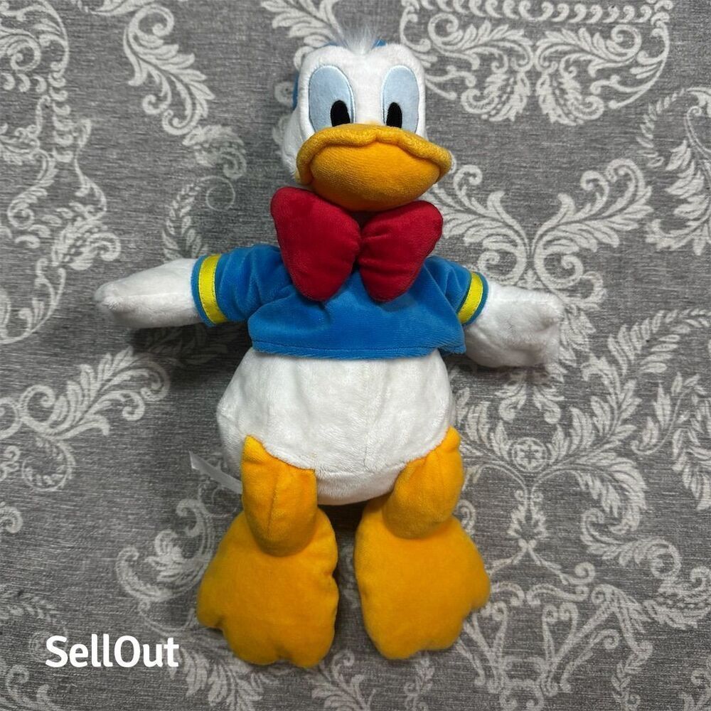 Disney Store Exclusive Donald Duck Plush Toy Medium 14-24 in